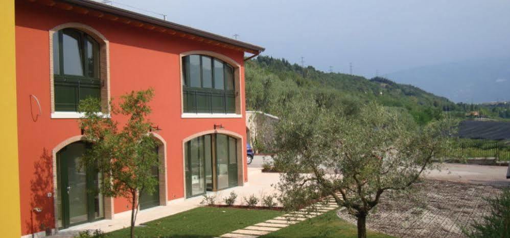 Agriturismo Camparella Pastrengo Zewnętrze zdjęcie